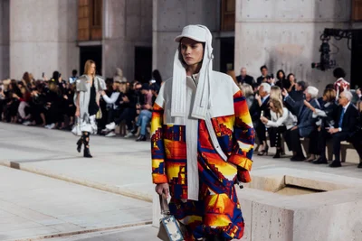 Look 25